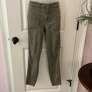 Army green skinny j crew cargo pants